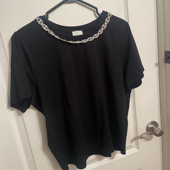 Black Short Sleeve Top - Picture 3 of 8